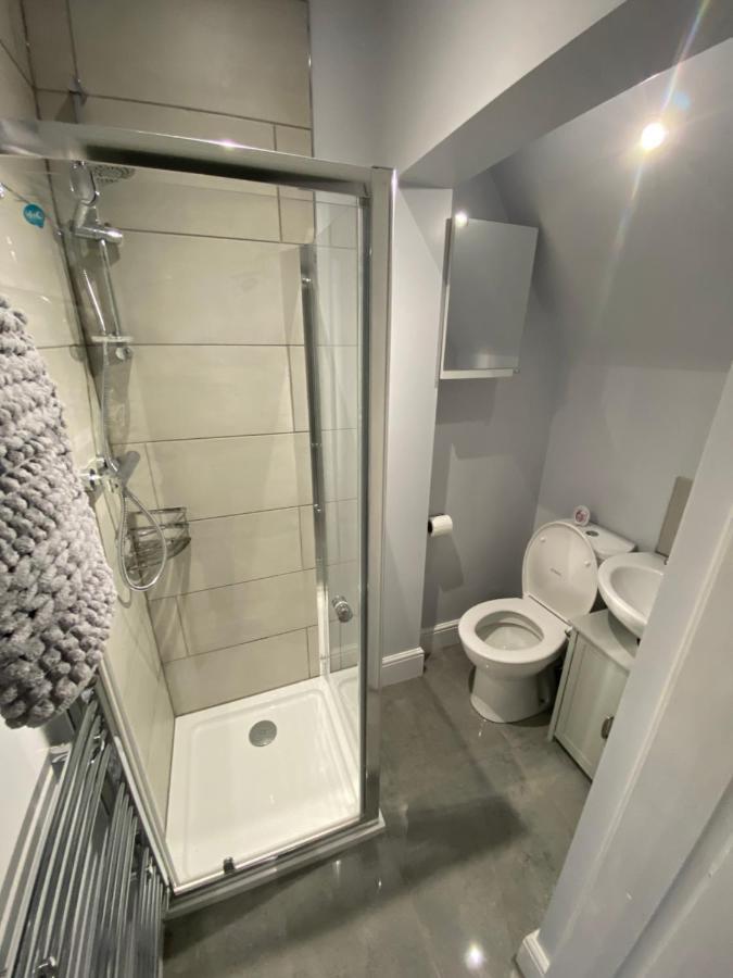 Private & Modern En-Suite Rooms Town Centre Self Check-In Барнсли Экстерьер фото
